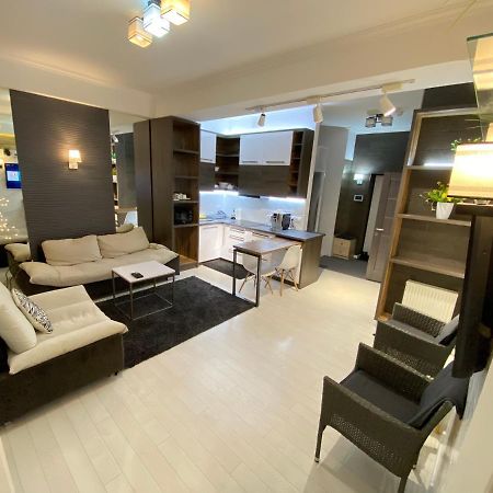 צ'יסינאו New Double Room Luxury Apartment In The Center מראה חיצוני תמונה