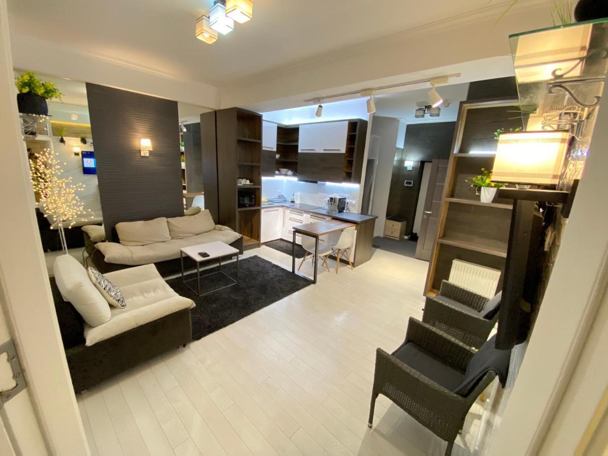 צ'יסינאו New Double Room Luxury Apartment In The Center מראה חיצוני תמונה