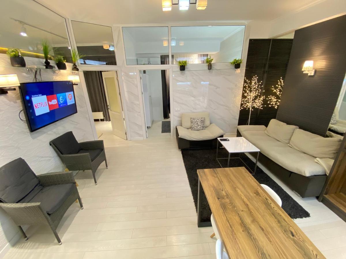 צ'יסינאו New Double Room Luxury Apartment In The Center מראה חיצוני תמונה