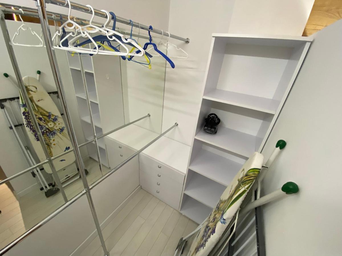 צ'יסינאו New Double Room Luxury Apartment In The Center מראה חיצוני תמונה