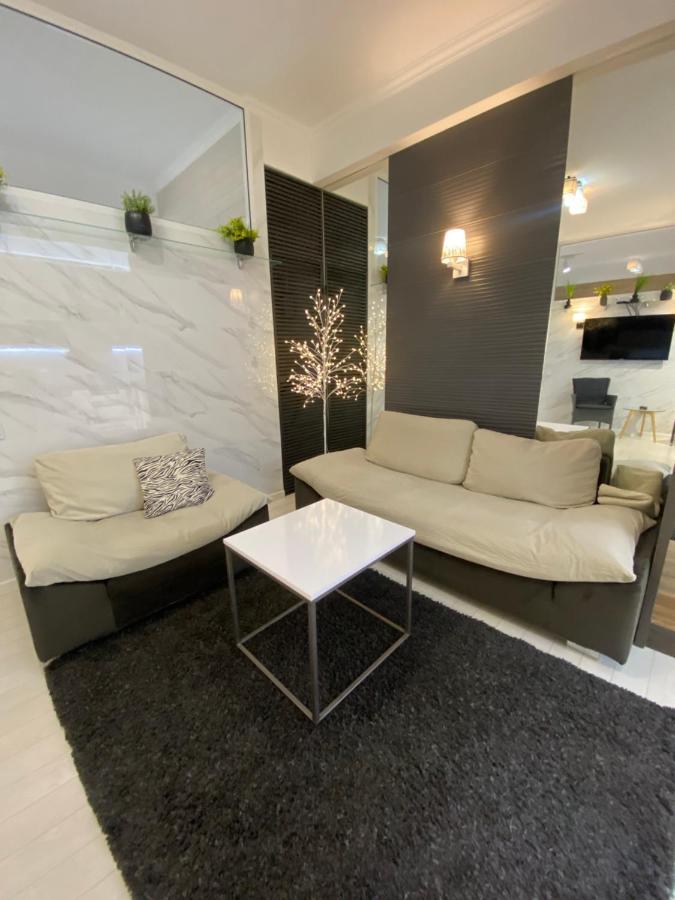 צ'יסינאו New Double Room Luxury Apartment In The Center מראה חיצוני תמונה
